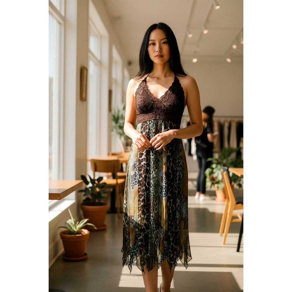 SUE WONG Vintage Crocheted Bust Animal Print Halter Dress Size 4 Open Back